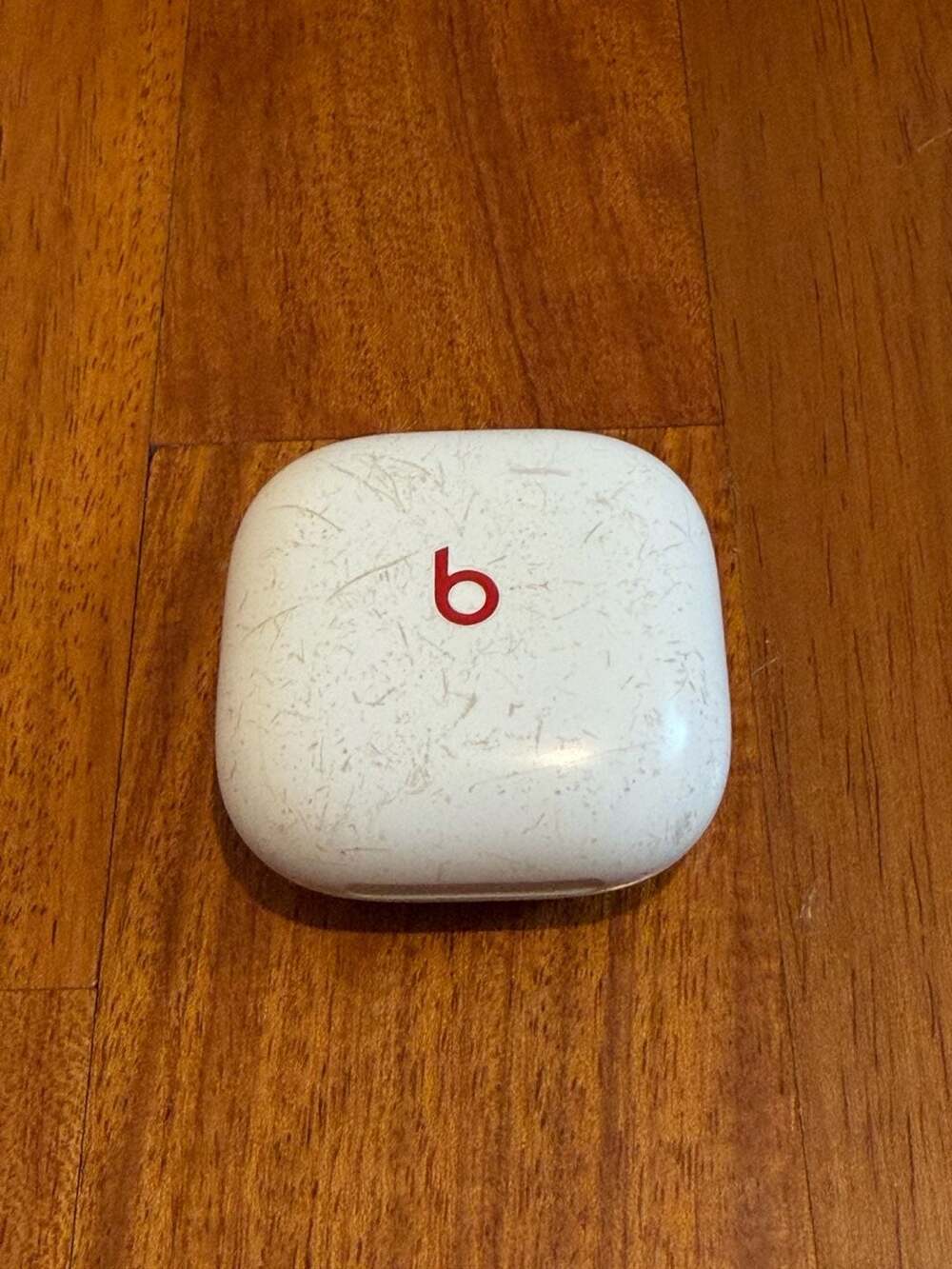 Beats Fit Pro Case + 1 Earbud Noise Cancelling In-Ear Earbuds White